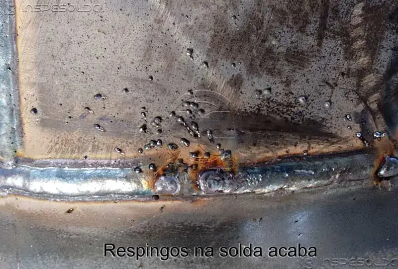 Identificação de problemas de fabricação por soldagem