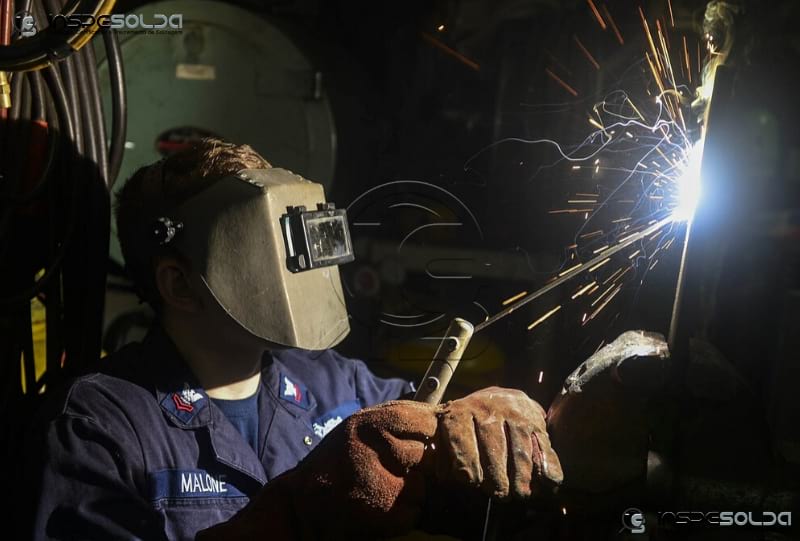 ensaio de composição química